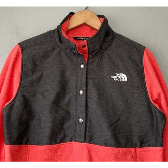 The North Face Womens Size Medium Coral Fleece Tundra 1/4 Snap Jacket Gorpcore - Picture 2 of 10